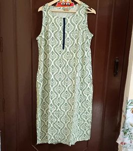 Cream And Green Kurta Set