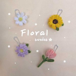 Pipe Cleaner Sunflower Keychains