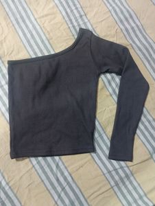New Unused Black One Off Shoulder Top