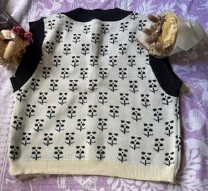 Floral Printed Sweater Vest