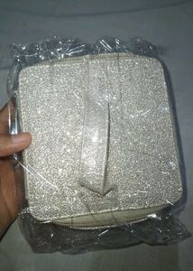 Estee Lauder Mini Clutche 👝