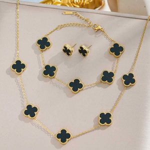 Vancleef Necklace Set