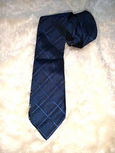 Zodiac Branded Blue Plaid Tie Pure Silk