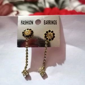 4 Traditional Earrings Set