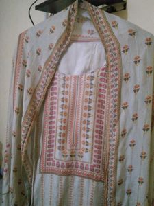 Suit With Elegant Dupatta
