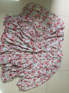Floral Ruffle Blouse