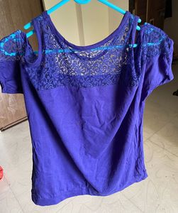 New Remanika Cold Shoulder Top – M Size