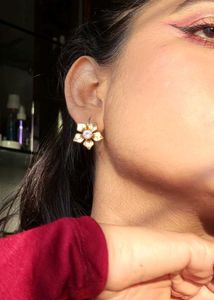 Prettiest Flower Stud