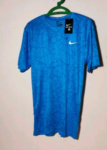 Nike And Puma 3 T-shirt Combo