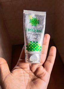 Modicare Scrub