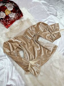 🌼Beige Elegant Ruffled Top🌼