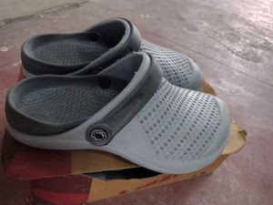 Comfortable Grey Clogs(Size - 7-7.5) Used 2 days