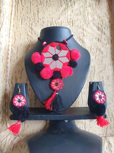 Navaratri special Necklace with earrings