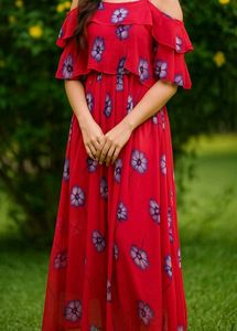 🌺 Elegant Red Floral Off-Shoulder Maxi Dress – Ga