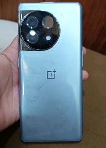 Oneplus 11. 16.  256