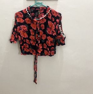 Floral Print Tie-Front Crop Top unused