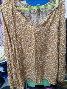 old Navy Floral Print Blouse