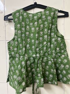 Floral Green Sleeveless Top