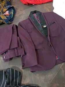 Boys Burgundy Suit combo set at lowest price