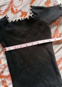 Ribbed Knit Top with Ruffle Trim