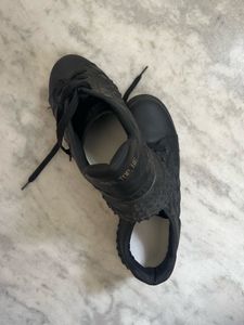 Black Low-Top Sneakers