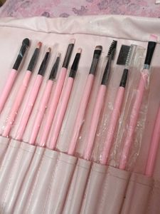 Make Up Brushes Dint Used Much Like New