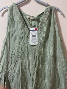 Svrnaa Kurtha