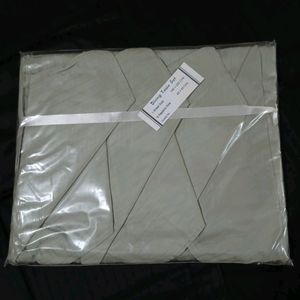 Table Cloth And Napkins Set