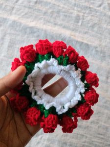 Rose bloom crochet Scrunchie 🌹