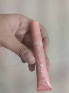 MILA BEAUTE Lip Gloss
