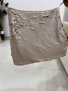 Forever 21 -sequence Mini Beige Skirt - Size m