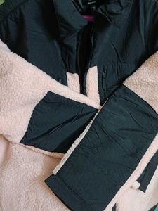 💞Unisex Pink And Black Teddy Jacket💕