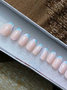 Press On-Nails