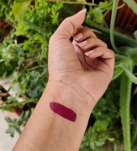 Lakme Forever Matte Liquid Lip Colour