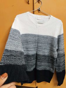 Kobaneul (made in korea) pullover sweater