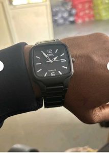 Trendy Analog Watches for men