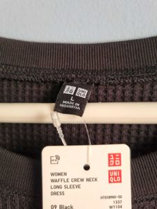 UNIQLO WAFFLE BLACK DRESS NEW W TAG