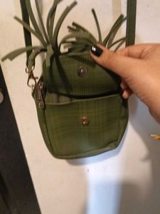 Green Sling Bag