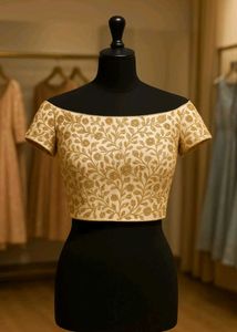 🇳🇿💫🔥 New Elegant Embroidered Blouse