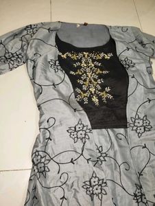 3 Peace Black Dress