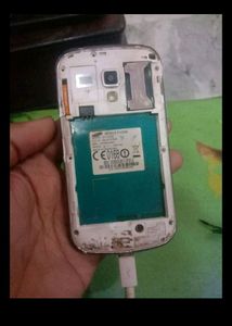 SUMSUNG PHONE GOOD CONDITION