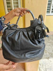 Chic Black Handbag