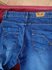 Jeans 28 Inches