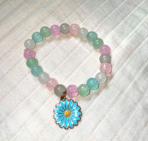 Beaded Daisy Bracelet