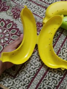 Banana case