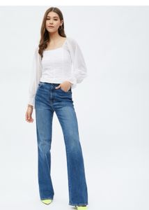 Bell Sleeved Crop Top