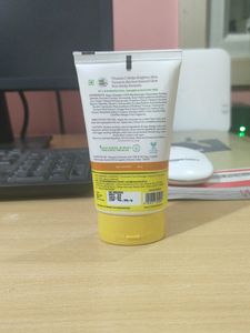 Mamaearth Vitamin C Daily Glow Sunscreen