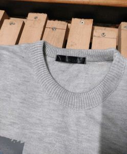 Stylish Grey Sweatshirt