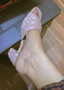 SOFT PINK HEELS