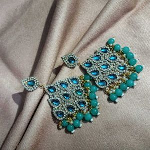 Stunning Blue & Green Earrings
